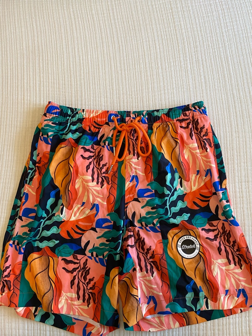 Cove Tropical Print Swim Shorts – Men’s Large – NWT